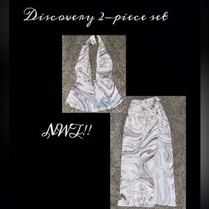 NWT-discovery marble halter top and slit skirt set